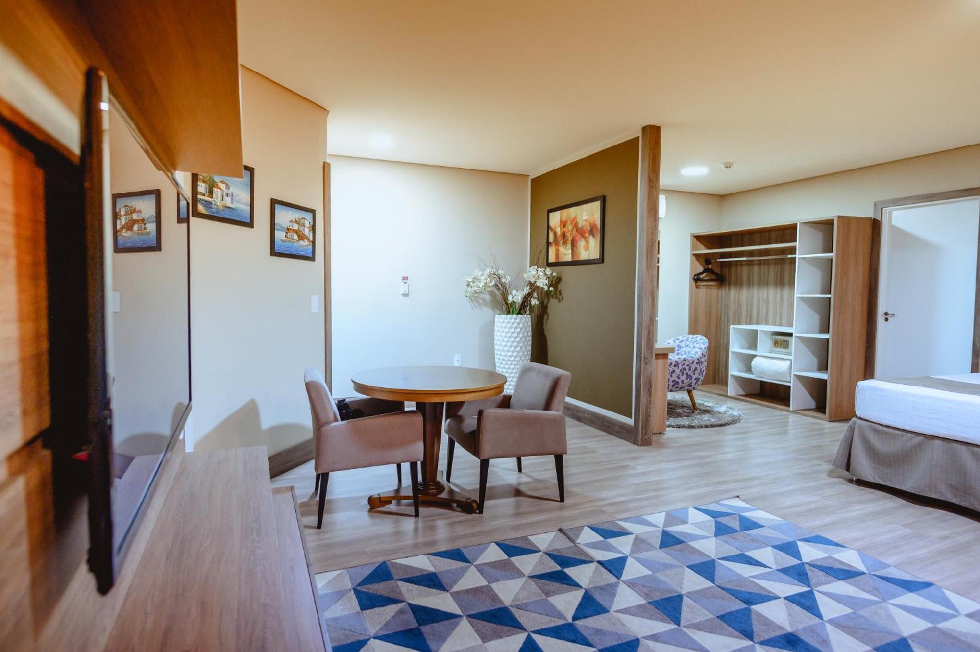 Riellis Center Hotel Botucatu Kültér fotó