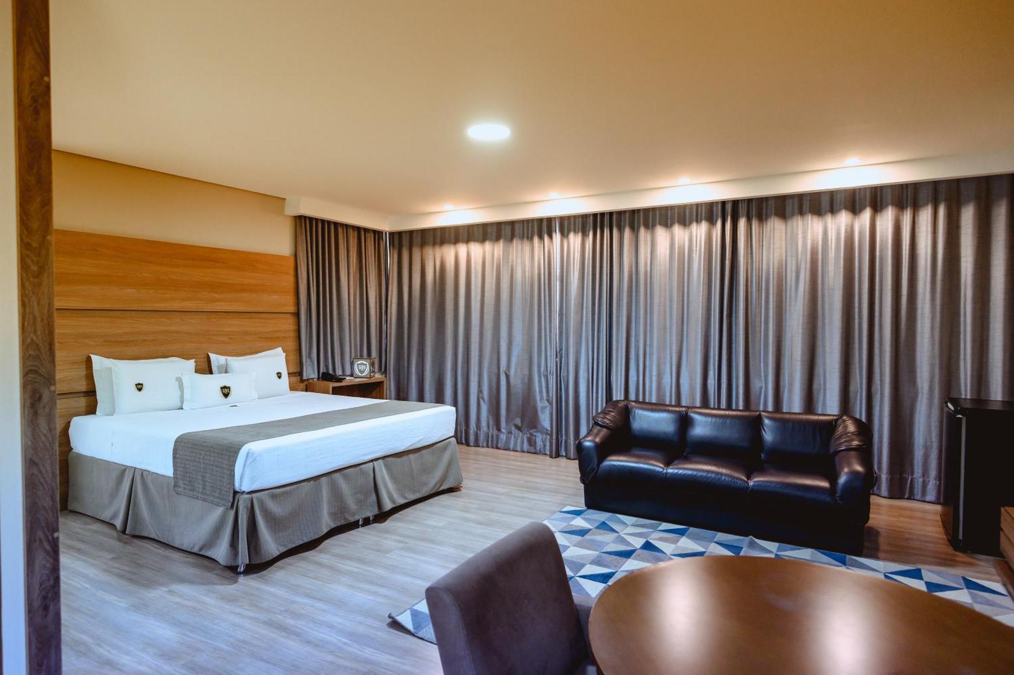Riellis Center Hotel Botucatu Kültér fotó